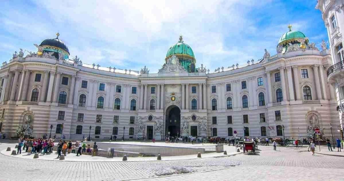 Family Deluxe A Stone Throw From The City Centre And Danube Viena Exterior foto